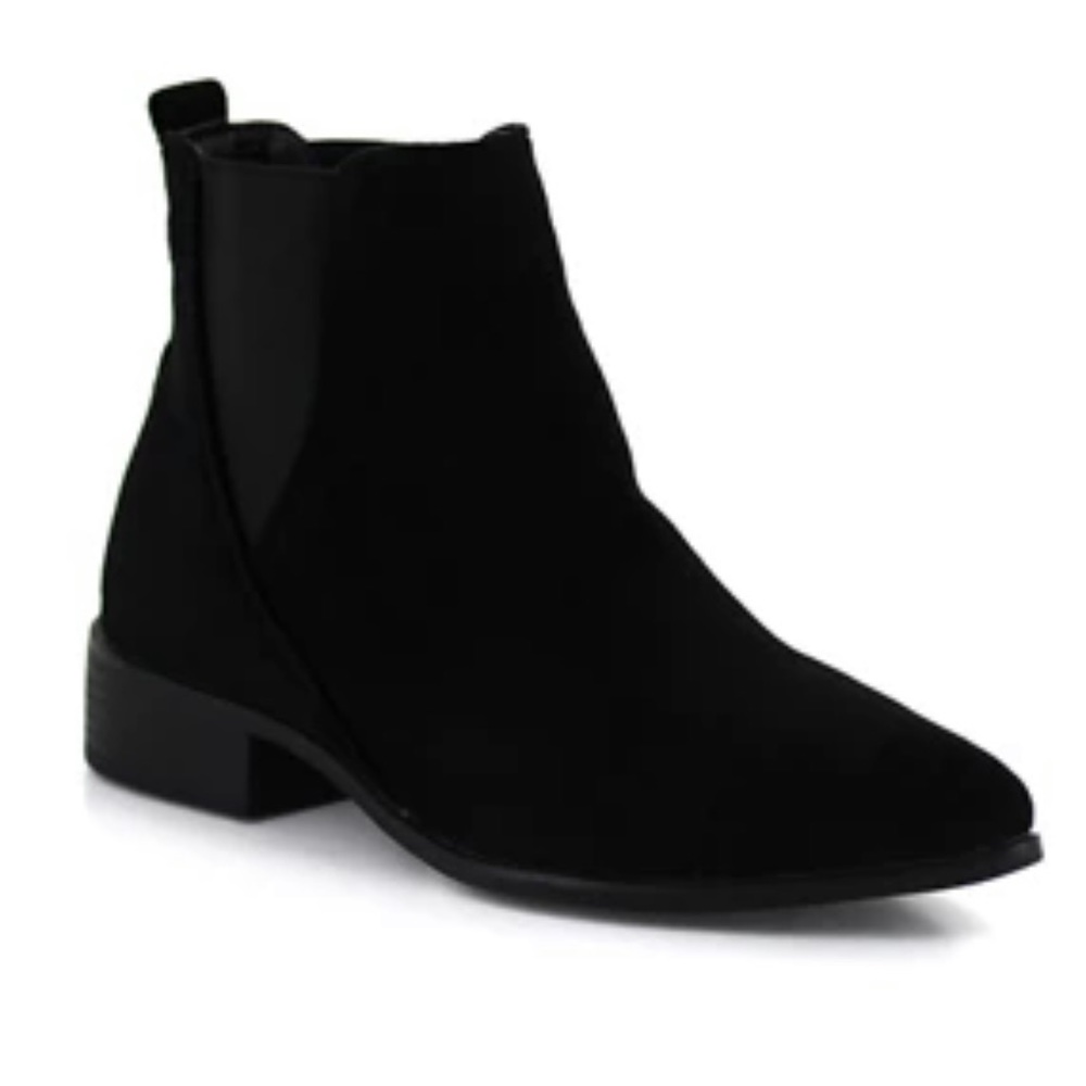 Seven7 Black Ankle Booties
